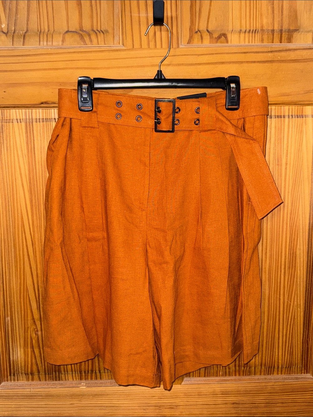 Simply Vera Vera Wang Men's Belted Flat Front Shorts in Rust Orange